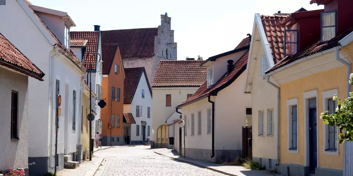 "A quiet street scene in the medieval town of Visby, Gotland, Sweden."