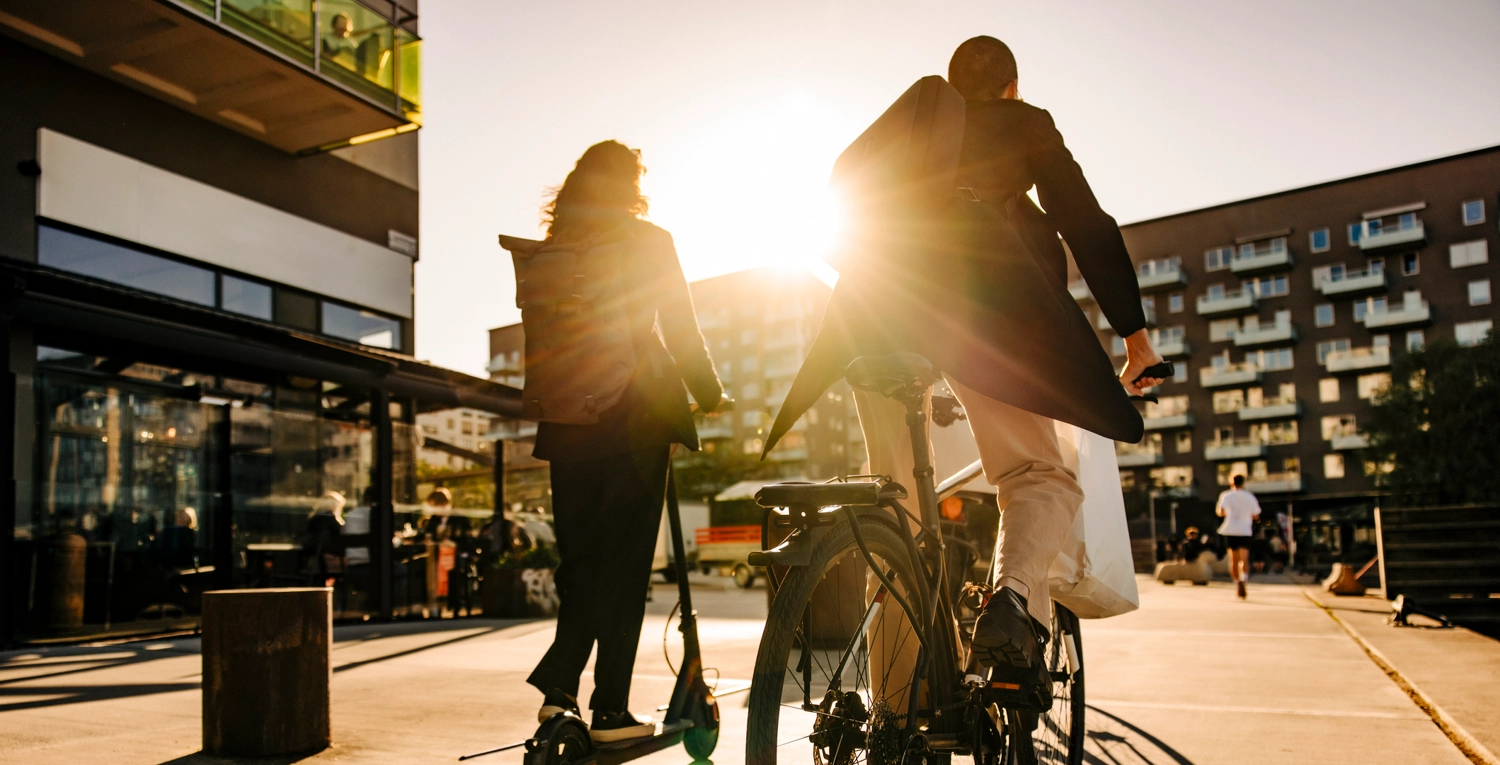 Cyklister i motljus Stockholm, toppbild artikelsida.webp